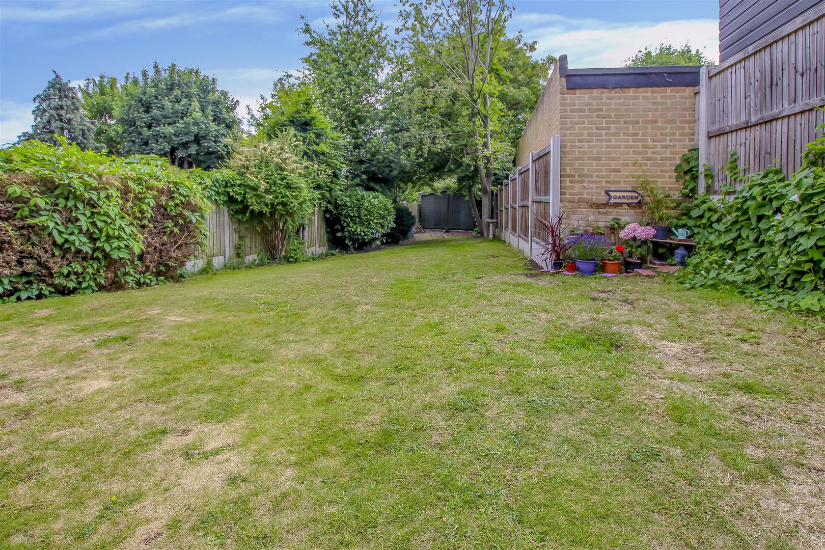 Rose Valley, Brentwood Keith Ashton